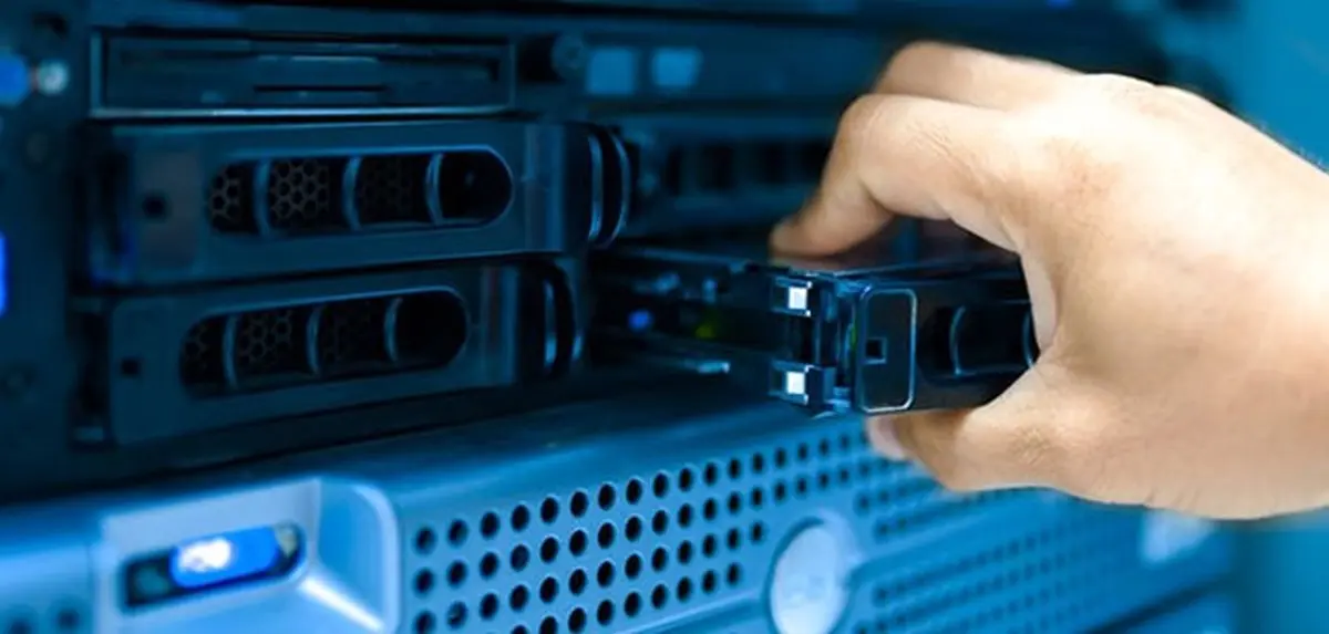 چه راهکارهایی برای ذخیره سازی و نگه داری اطلاعات وجود دارد؟