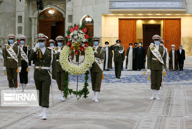 رئیس جمهور متخب در مرقد امام (ره)