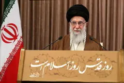 حضرت آیت الله خامنه‌ای: فداکاری جوانان، سپر دفاع فلسطین شده است