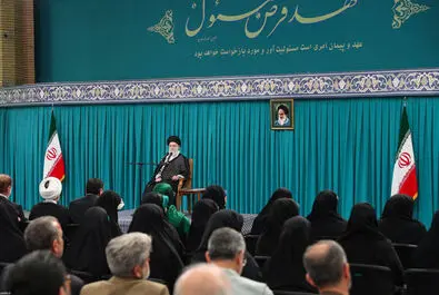 رهبر انقلاب