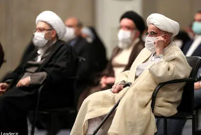 رهبر انقلاب سران