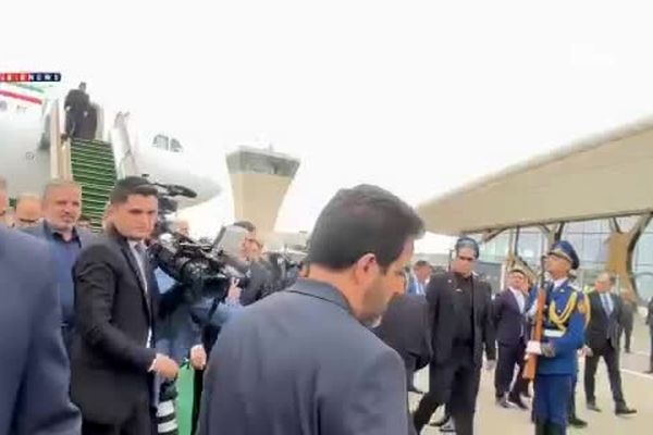 رئیس‌جمهور برای اجلاس اکو وارد جمهوری آذربایجان شد