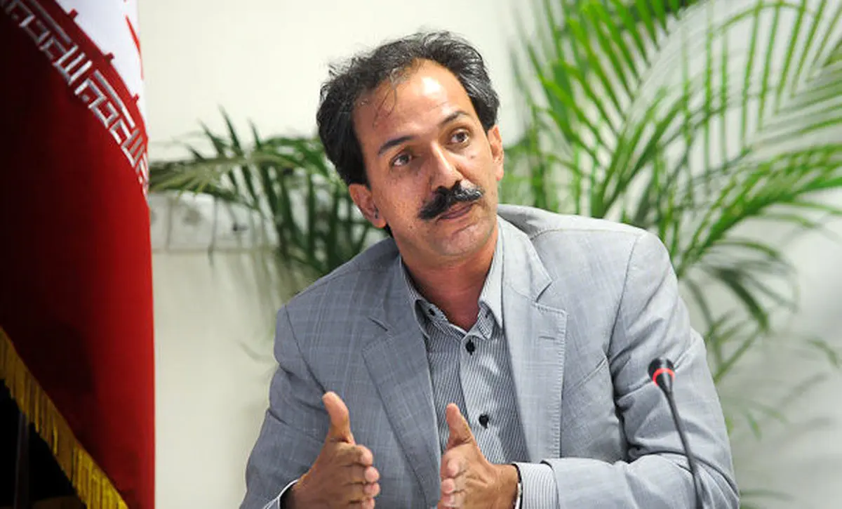  پوربابایی نمی‌توان افراد را به بهانه بدحجابی از خدمات عمومی محروم کند