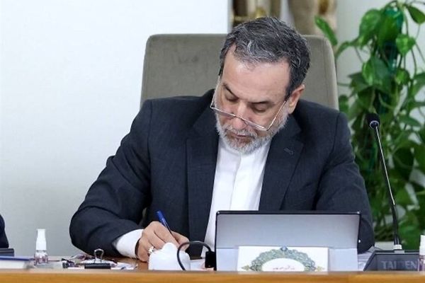 پیام عراقچی درخصوص درگذشت پاپ فرانسیس + عکس