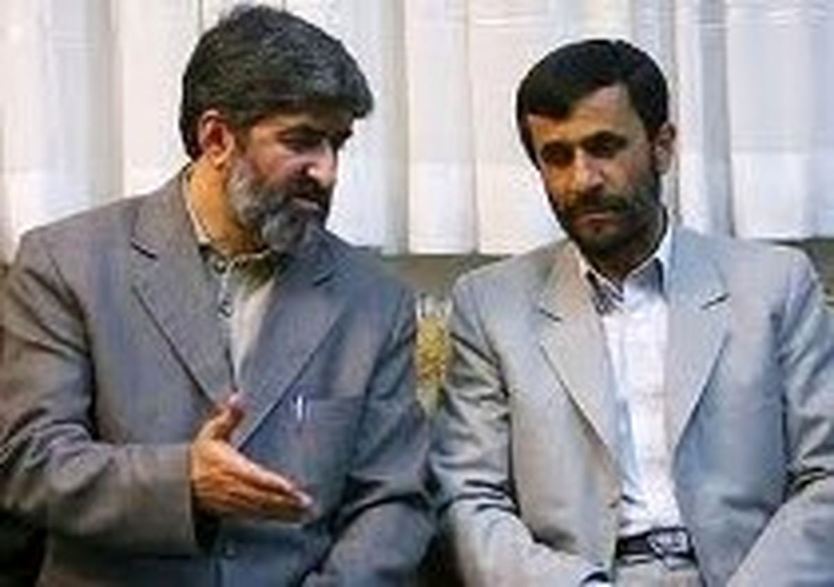 طعنه تند مطهری به احمدی نژاد: دیروز انکار هولوکاست، امروز همنشینی با دوست نتانیاهو!