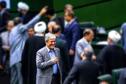 چه کسانی می‌خواهند اعتبارنامه تاجگذدون رد شود؟