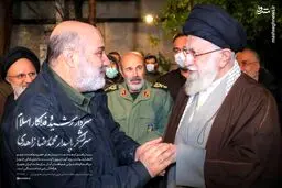 تصاویر دیدار شهیدان زاهدی و حاج رحیمی با رهبر انقلاب