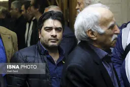 تصاویر هنرمندان در مراسم ختم مرحوم کیومرث پوراحمد
 
 
 
