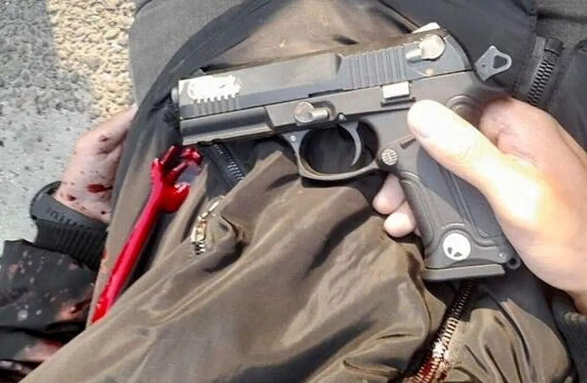 هلاکت ۳ مهاجم در حمله تروریستی زاهدان + عکس 18+