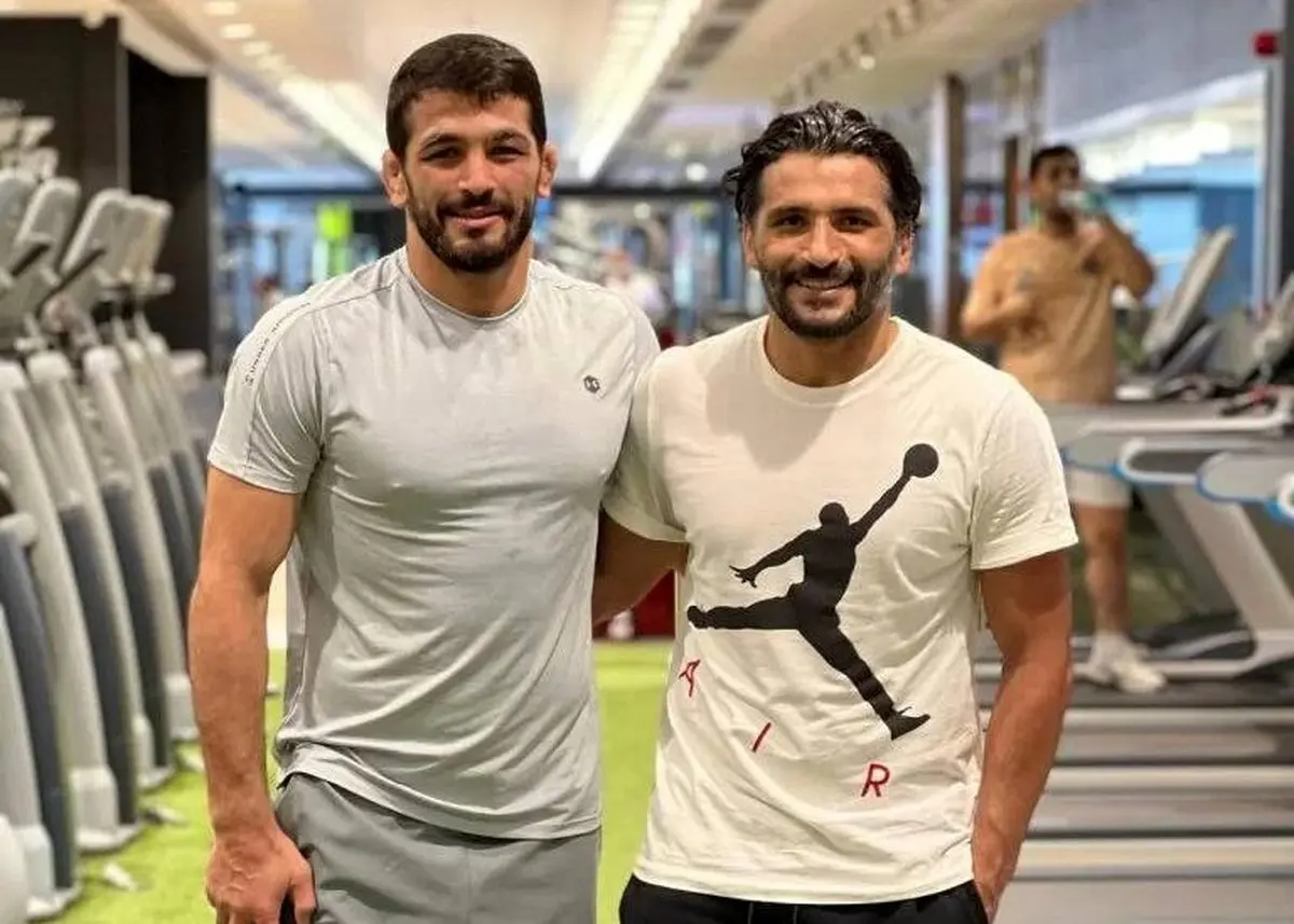 کاظمیان و یزدانی در جنگ این ستا گرامی کشتی و فوتبال