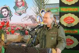 سرلشکر صفوی: هر طرح دشمن علیه ایران با مشت آهنین نابود خواهد شد!