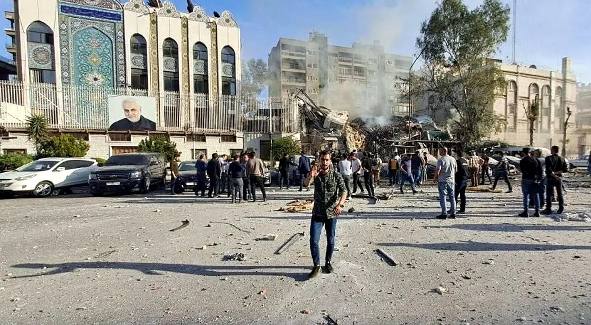 کیهان: باید جواب اسرائیل را تا خشم مقدس ایرانی ها وجود دارد بدهید