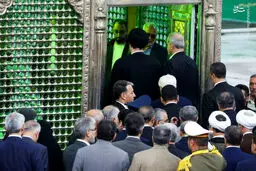 تصاویر حضور دولت در حرم امام و مزار شهدای اقتدار