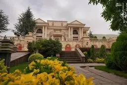 تصاویر کاخ رحیمی درآباد مجرم ردیف اول پرونده چای دبش 