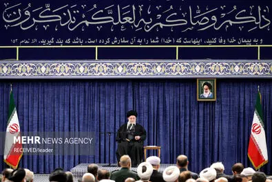 دیدار مسئولان و کارگزاران نظام با رهبر معظم انقلاب اسلامی در بیست و سومین روز از ماه مبارک رمضان، سران قوا، مسئولان و کارگزاران نظام، جمعی از مدیران ارشد دستگاه‌های مختلف، نمایندگان مجلس شورای اسلامی، مسئولان سابق و فعالان اجتماعی و فرهنگی، عصر امروز چهار