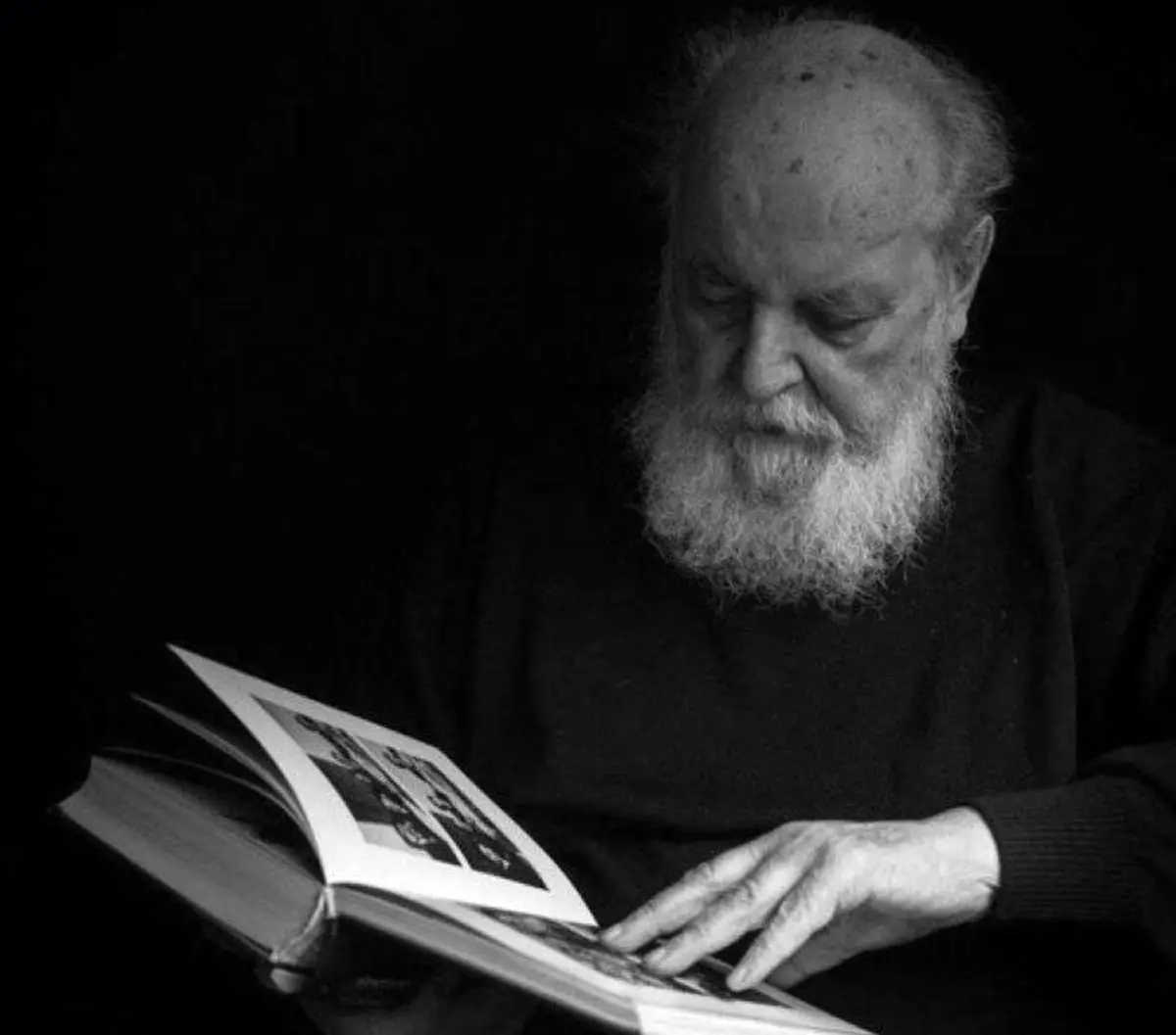 دادگاه کلن به نفع انتقال پیکر «ابتهاج» به ایران رای داد