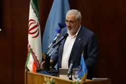 انتقاد عجیب وزیر صمت:من وزیر التماسم و هیچ اختیاری ندارم