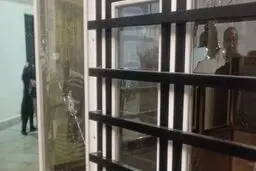 حمله تروریستی به حرم شاهچراغ/ ناکامی تروریست‌ها در ورود به محوطه حرم/درهای حرم بسته شد