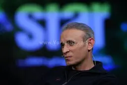 نسخه کامل مصاحبه  گل محمدی در این لینک