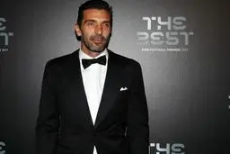 تصویری از جانلوئیجی بوفون در مراسم بهترین‌های فیفا