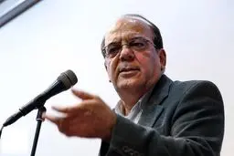 عباس عبدی به سخنگوی شورای نگهبان: چه انتقادی را پذیرفته‌اید که انتقاد رئیس‌جمهور درباره اختیاراتش را بپذیرید؟