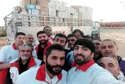 برپایی چادرهای هلال‌احمر در مسیر کربلا/تصاویر