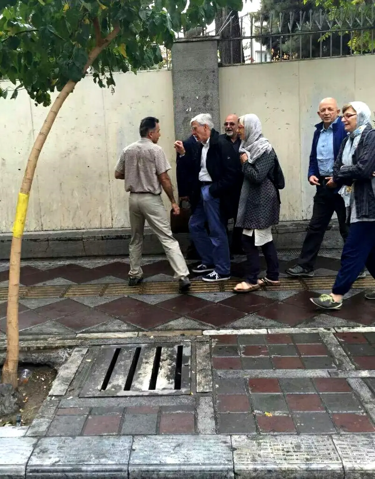 جک استراو در خیابان فردوسی/عکس