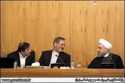 روایت تصویری از اولین جلسه هیئت دولت در سال 94