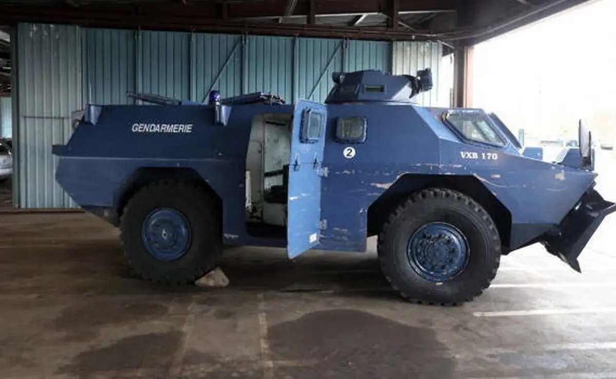 آمادگی ماکرون برای جنگ شهری / تصاویر