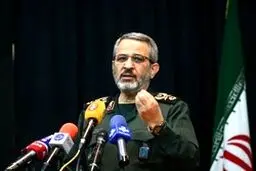 انتقاد مشاور عالی فرمانده کل سپاه از سفر ظریف به فرانسه: خدا نکند از روی استیصال و خودباختگی باشد