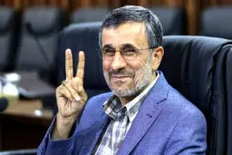 بهمن شریف‌زاده: اگر بنا بر ردصلاحیت احمدی‌نژاد باشد، او نامزد ۱۴۰۰ نمی‌شود