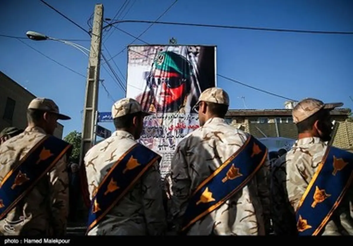 حضور محسن رضایی، لاریجانی، رامین و رادان در مراسم ختم شهید ناظری/ تصاویر