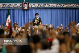 تصاویری از دیدار هزاران نفر از قشرهای مختلف مردم با مقام معظم رهبری