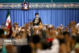تصاویری از دیدار هزاران نفر از قشرهای مختلف مردم با مقام معظم رهبری