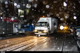 تصاویری از بارش برف و تگرگ در تهران