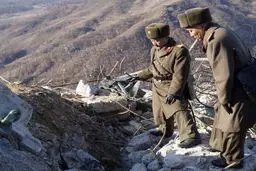 پست‌های نگهبانی منهدم شده کره شمالی / تصاویر