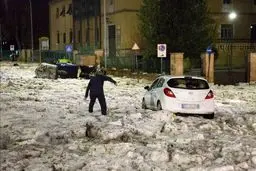 بارش وحشتناک تگرگ در رم / تصاویر