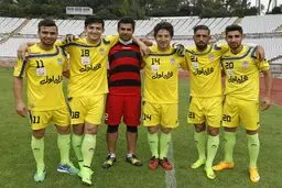 عکس یادگاری ملی پوشان در پرتغال