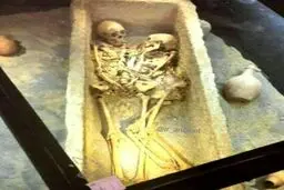 اسکلت زن و شوهر ایرانی مربوط به دوره اشکانی