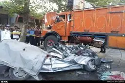 عبور مرگبار کامیون از روی پراید در ایلام + عکس