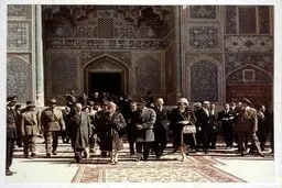 همسر ملکه انگلیس به تهران آمد + عکس
