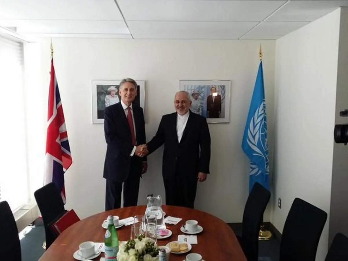 وزرای خارجه ایران و انگلیس دیدار کردند+عکس