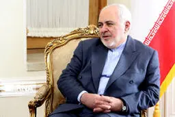 ظریف در مسقط با وزیر خارجه کانادا دیدار می‌کند