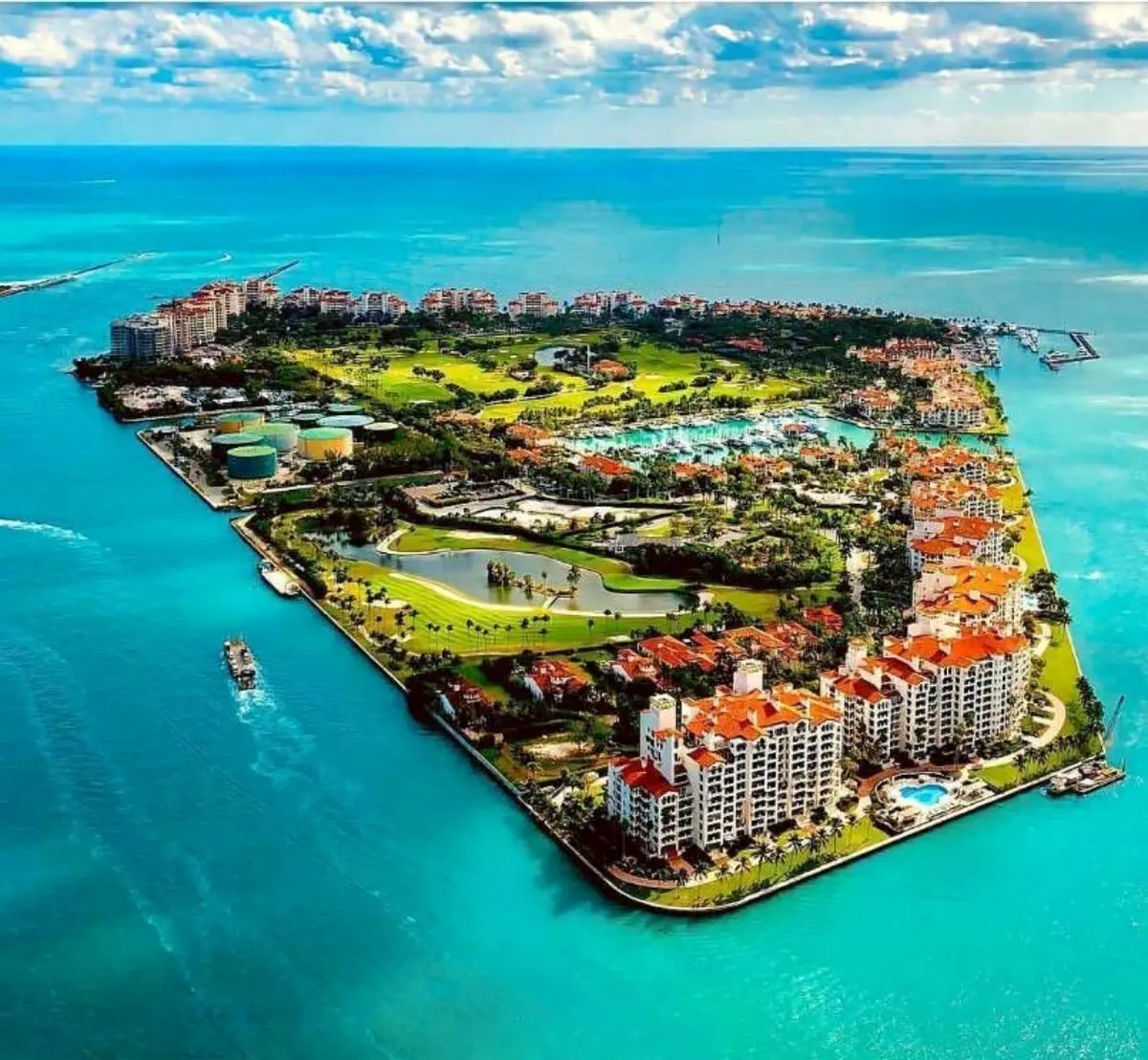 ‏جزيره‌ای زيبا و آرام در ايالت فلوريدا محل زندگی ثروتمندان/ عکس