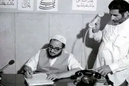 پاسخ آیت الله هاشمی به اصرار خلخالی برای نخست وزیر شدن