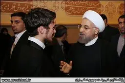 خوش و بش روحانی با پسر سیدحسن خمینی/ عکس