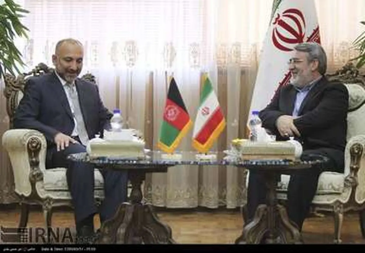 دیدار مشاور امنیت ملی افغانستان با وزیر کشور/عکس