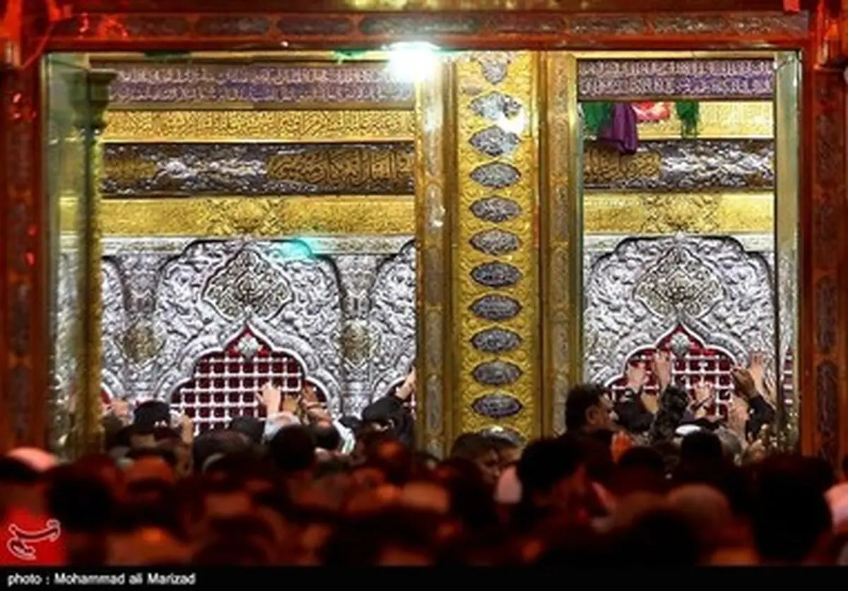 حال و هوای حرم امام حسین(ع) در شب هفتم محرم/ گزارش تصویری