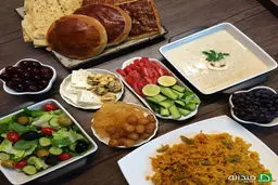 ۱۰ چیدمان بی نظیر سفره افطار
