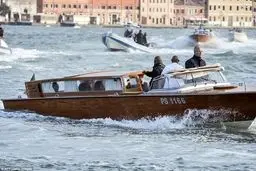 دردسر همسر اوباما برای پلیس ونیز/تصاویر